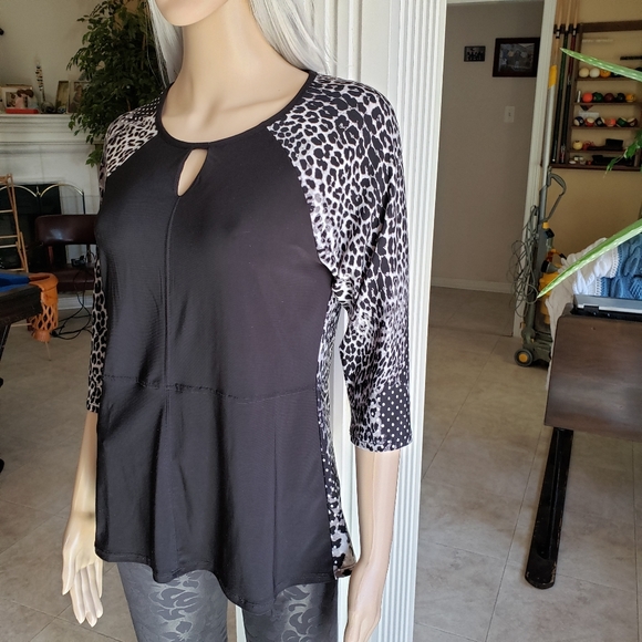 Susan Lawrence polkadot and cheetah print blouse size small - Picture 4 of 8